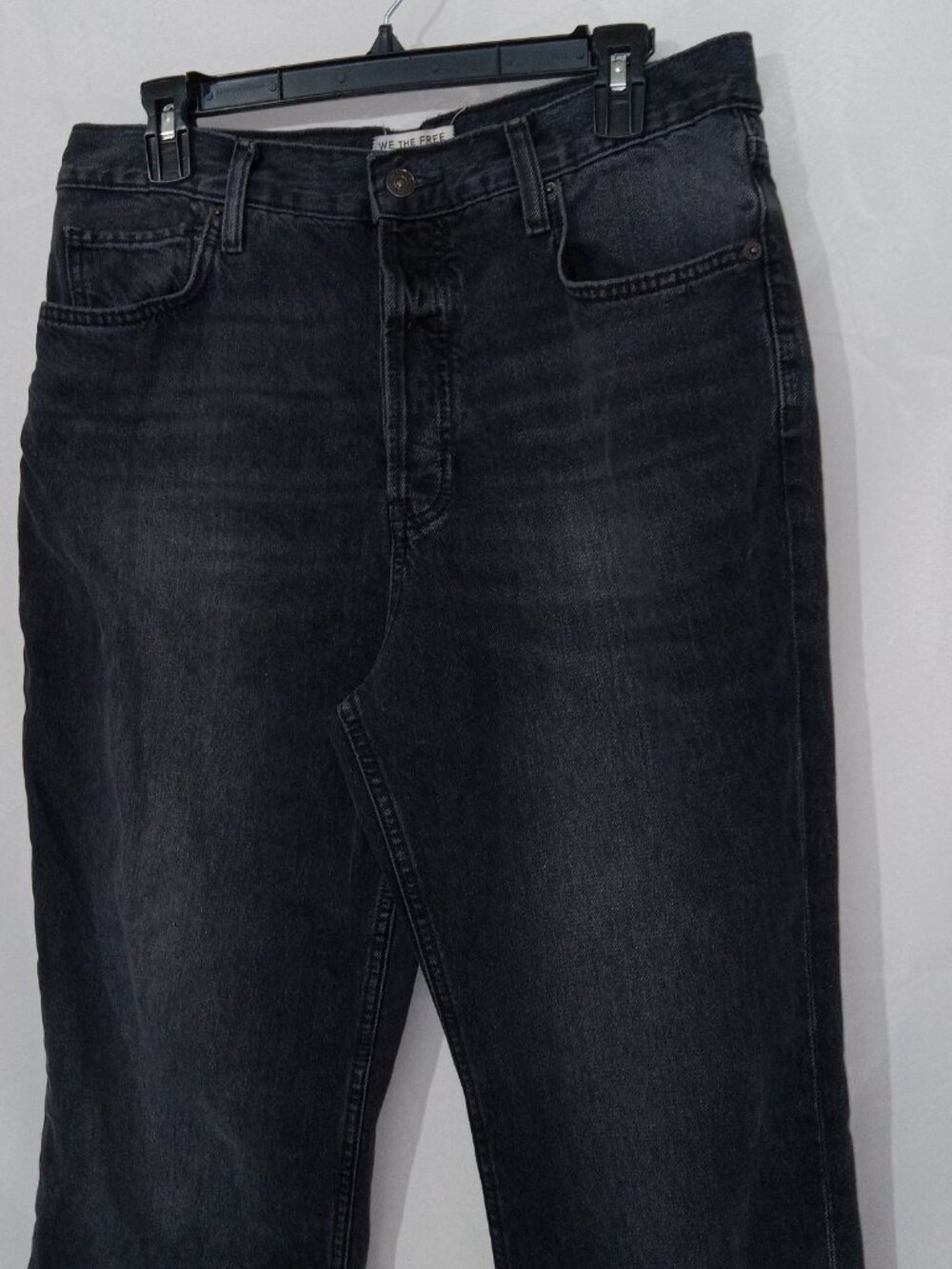 We The Free Women’s Sz 31 High Rise Wide-Leg Jeans Black Dark Wash Denim Button - Picture 2 of 14